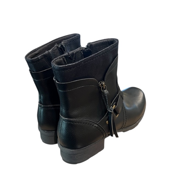 Clarks Riddle Avant Women’s Black Moto Boots Size 8.5 M 1” heel, Inside Zipper. - Picture 4 of 14